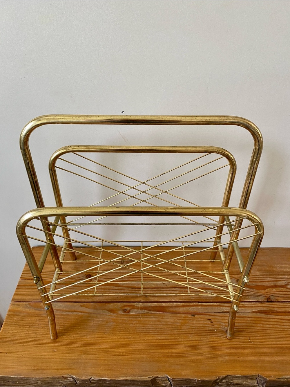 Vintage Brass MCM Magazine Book Media Rack - Picture 2 of 5